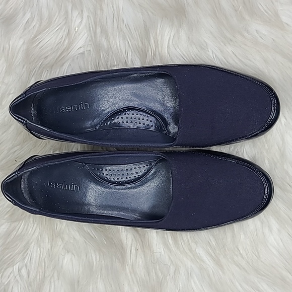 Shoes Size 8M Navy Blue Patent Fabric Wedges Lightweight Casual Everyday EUC - Picture 1 of 10